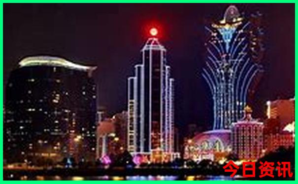 最美胡杨林在什么地方